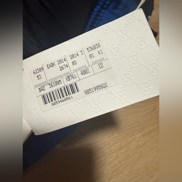 Luxury Gucci Youth Down Blue Hooded Jacket with Black Accents (Waterproof) - Picture 10 of 16